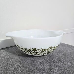 Vtg Pyrex 2.5L Mixing Bowl Spring Blossom Crazy Daisy Serving Green Flowers